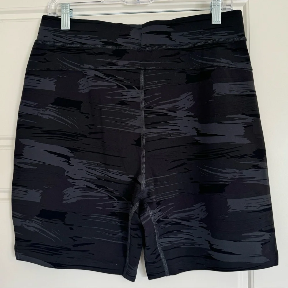 NWT Men’s Alphalete Camo Shorts SIZE‎ S